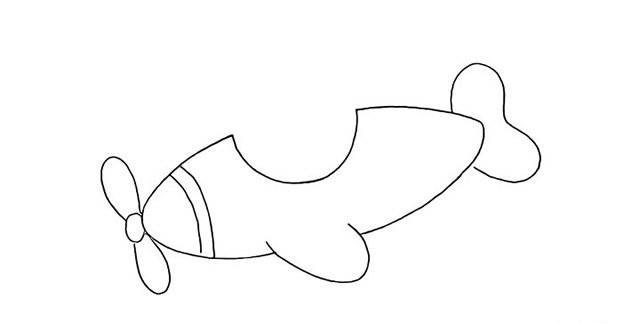 开飞机的小象简笔画