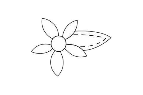 首饰简笔画完成图