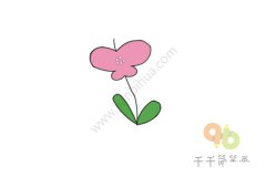 粉粉的蝴蝶花简笔画