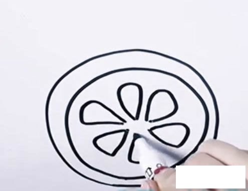 柠檬简笔画画法步骤图