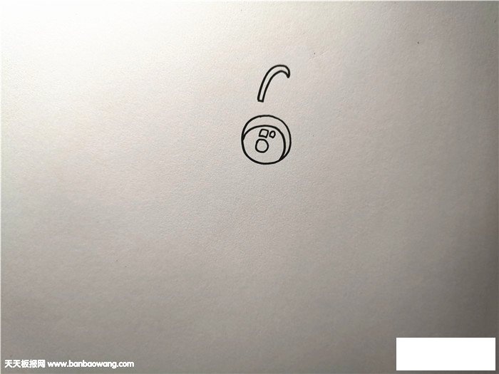 小金鱼怎么画一步一步教