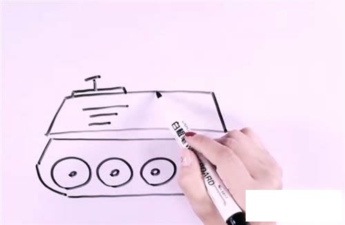 履带装甲车简笔画步骤图